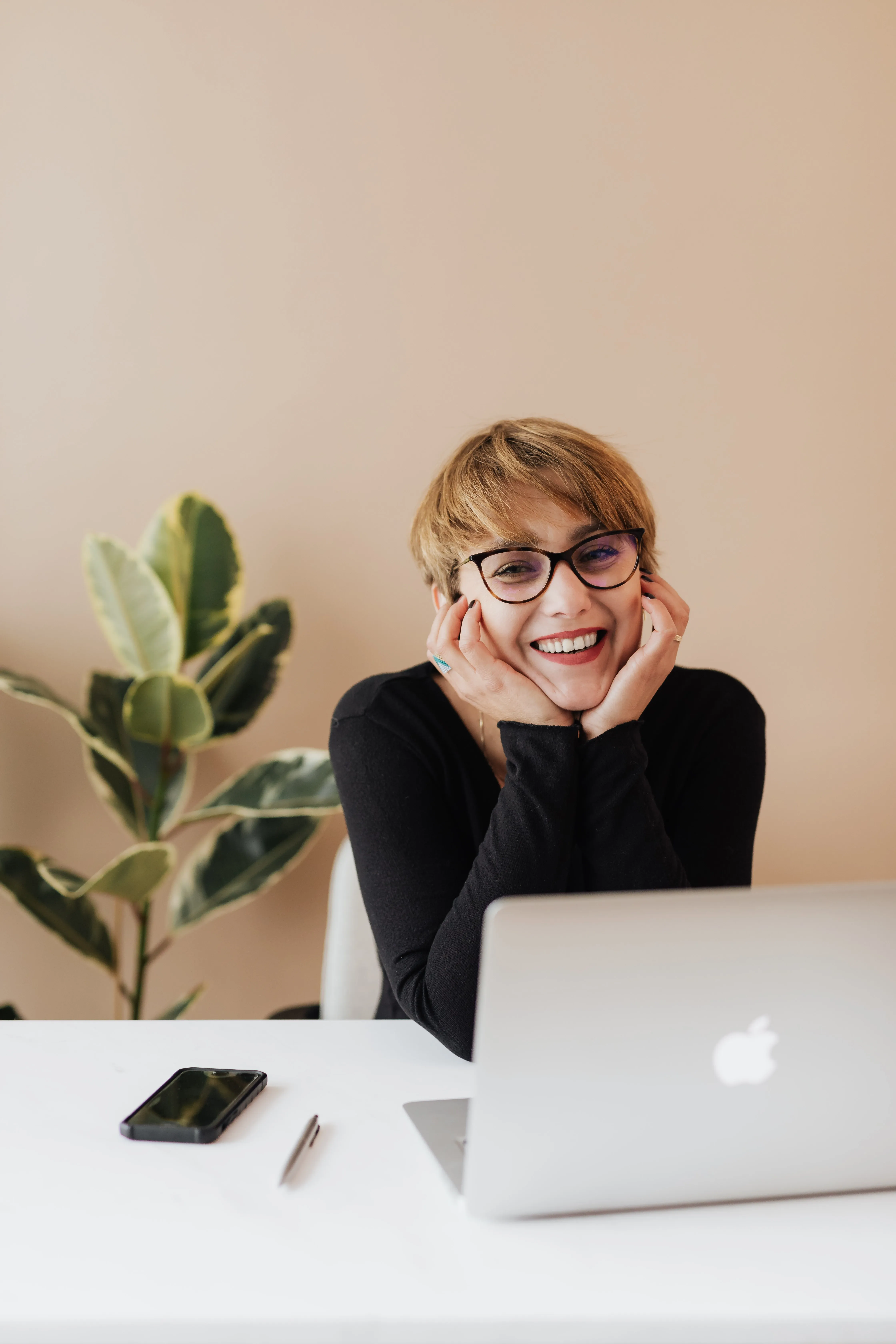 How Mortgage Brokers Use Online Tools to Streamline Your Home Loan Process